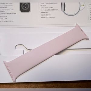 Apple Solo Loop Watch Band in light pink